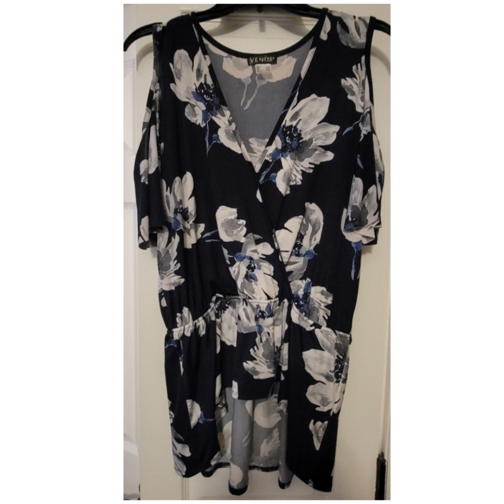 Venus Blue and White Floral Cold-Shoulder Top, Size L - Picture 7 of 10